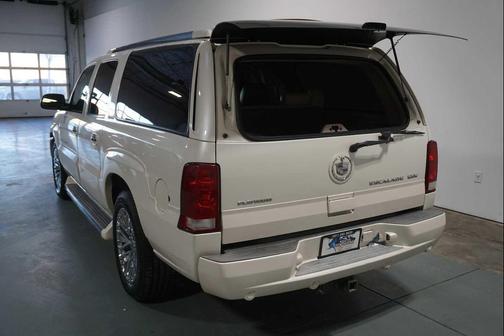 2006 Cadillac Escalade ESV Platinum Edition