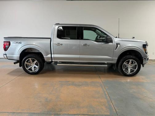 Iconic Silver Metallic 2025 Ford F-150 XLT