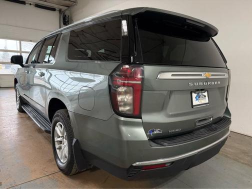 Green 2024 Chevrolet Suburban LT