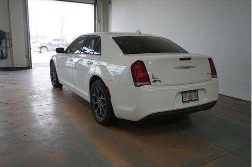 2019 Chrysler 300 S