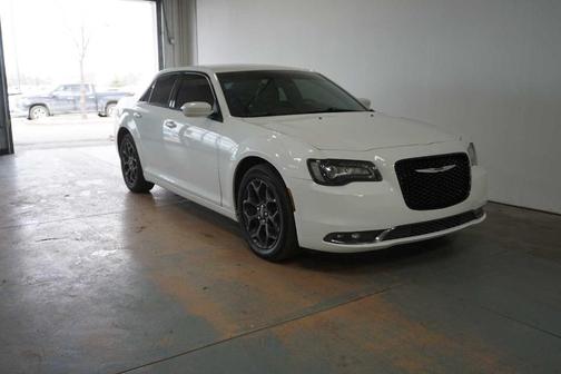 2019 Chrysler 300 S