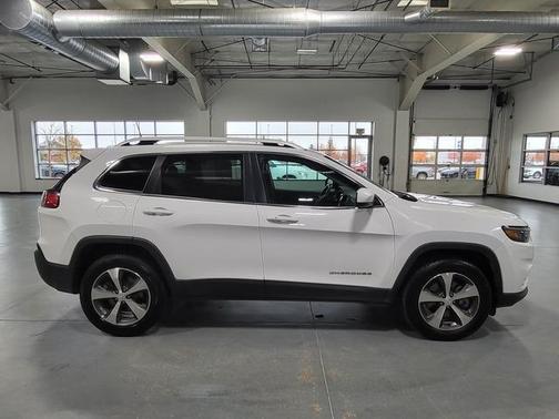 Photo 3 of 24 of 2020 Jeep Cherokee Limited