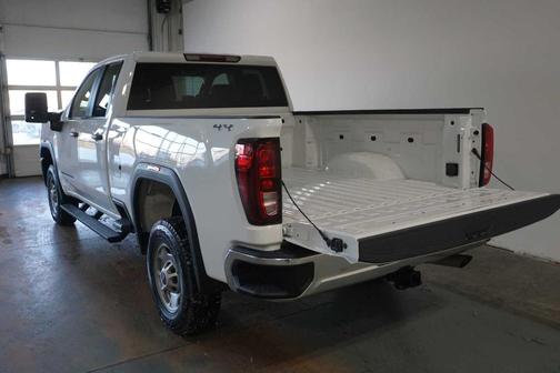 2024 GMC Sierra 2500 Pro