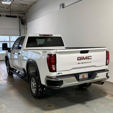 2024 GMC Sierra 2500 Pro