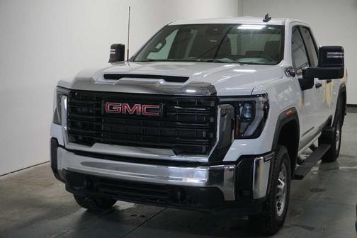 2024 GMC Sierra 2500 Pro
