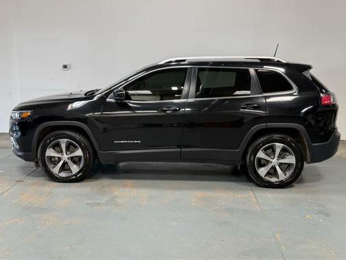 Diamond Black 2019 Jeep Cherokee Limited