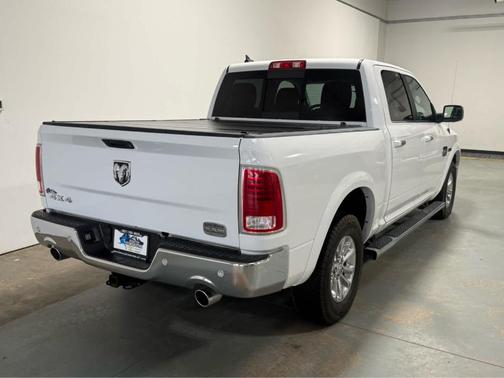 Bright White Clearcoat 2018 RAM 1500 Longhorn