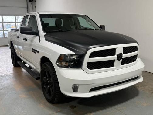 Bright White Clearcoat 2017 RAM 1500 Express
