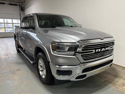 Billet Silver Metallic Clearcoat 2019 RAM 1500 Laramie