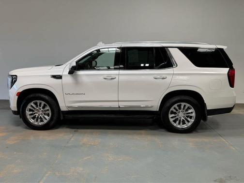 White 2021 GMC Yukon SLT