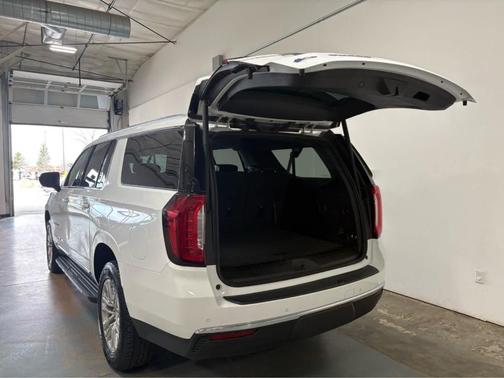 Summit White 2024 GMC Yukon XL SLT