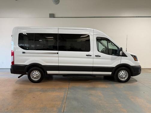 Oxford White 2023 Ford Transit-350 XL