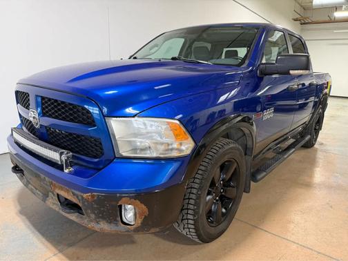 Blue Streak Pearlcoat 2015 RAM 1500 SLT