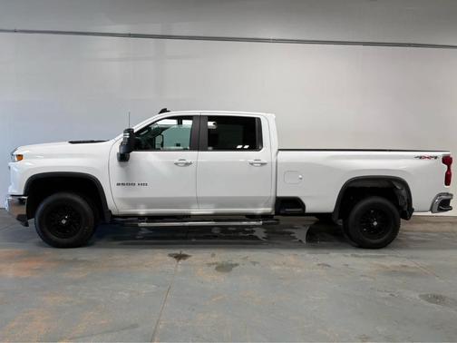 White 2025 Chevrolet Silverado 2500 LT