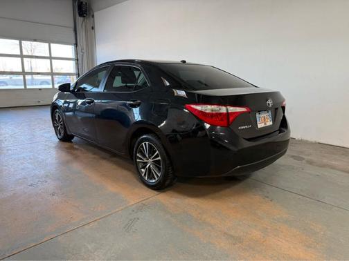 2016 Toyota Corolla LE Premium