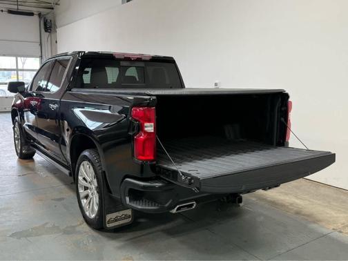 Black 2020 Chevrolet Silverado 1500 High Country