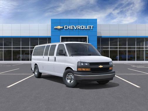 2025 Chevrolet Express 3500 LS