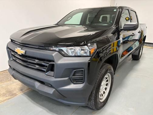 Black 2025 Chevrolet Colorado WT