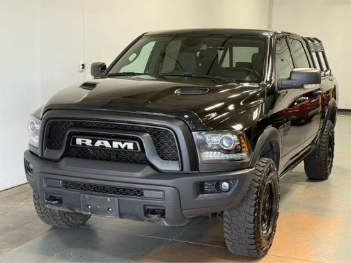 Diamond Black 2022 RAM 1500 Classic SLT