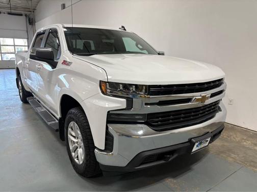 Summit White 2019 Chevrolet Silverado 1500 LT