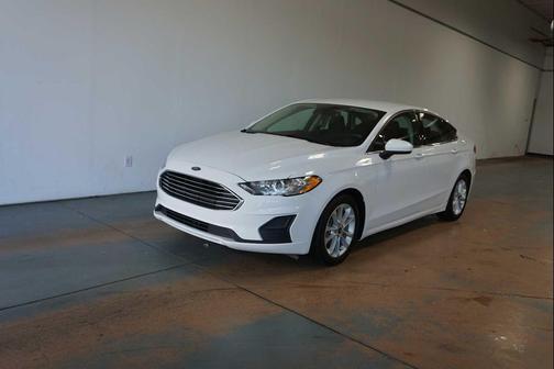 2020 Ford Fusion Hybrid SE