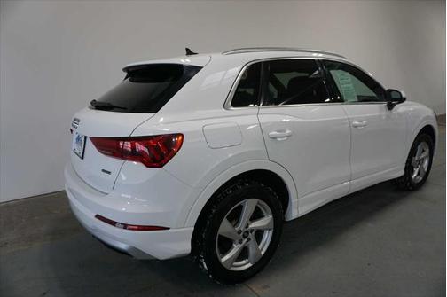 2021 Audi Q3 40 Premium