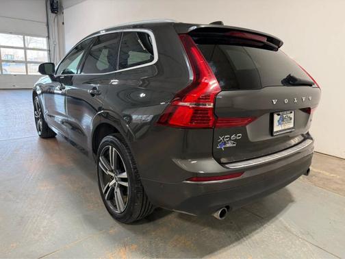 2019 Volvo XC60 T5 Momentum