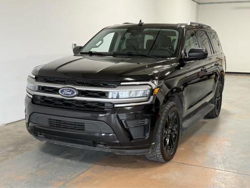 Agate Black Metallic 2024 Ford Expedition XLT