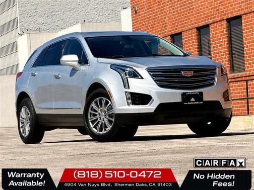 Radiant Silver Metallic 2017 Cadillac XT5 Luxury