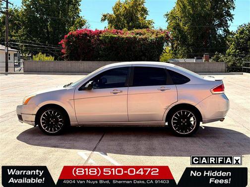 Brilliant Silver Clearcoat Metallic 2009 Ford Focus SES