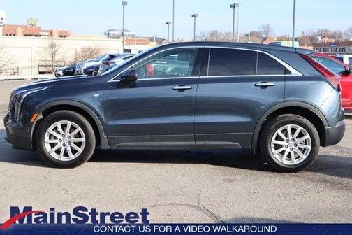 Photo 2 of 30 of 2019 Cadillac XT4 Luxury