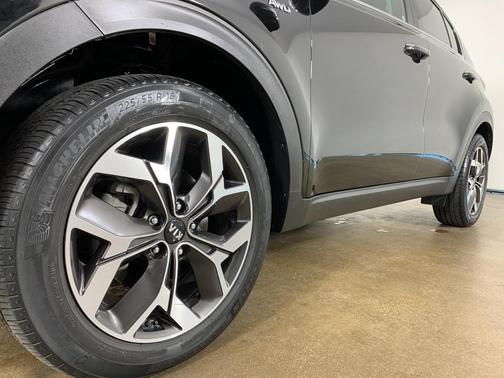 2020 Kia Sportage EX