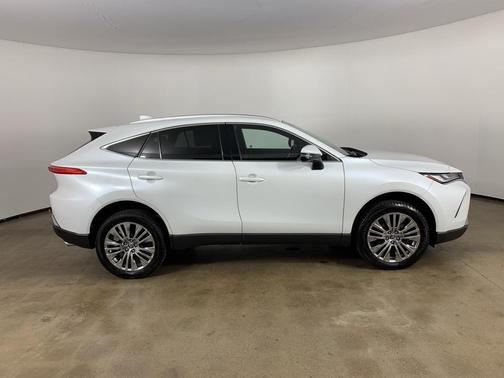 2023 Toyota Venza Limited