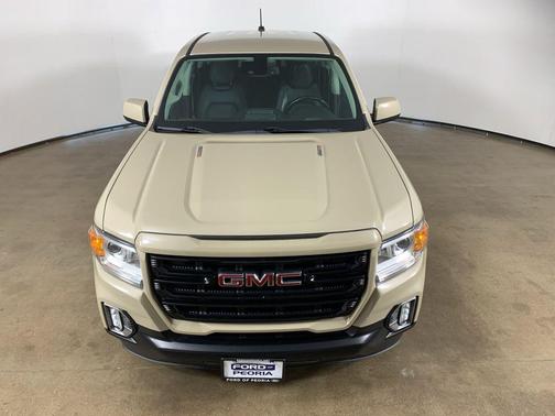 Desert Sand Metallic 2022 GMC Canyon Elevation