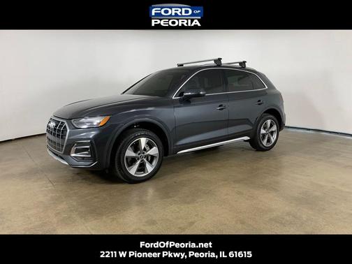 Manhattan Gray Metallic 2023 Audi Q5 40 Premium Plus