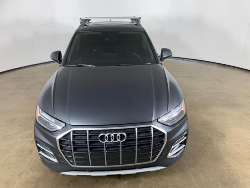 Manhattan Gray Metallic 2023 Audi Q5 40 Premium Plus