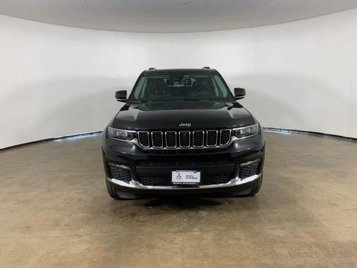 Diamond Black Crystal Pearlcoat 2023 Jeep Grand Cherokee L Limited
