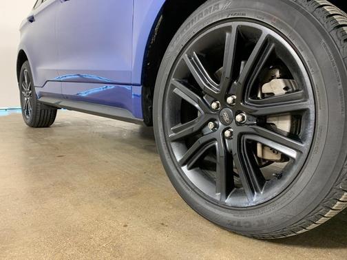 2022 Ford Edge ST Line