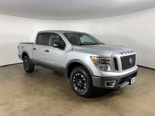 2019 Nissan Titan PRO-4X