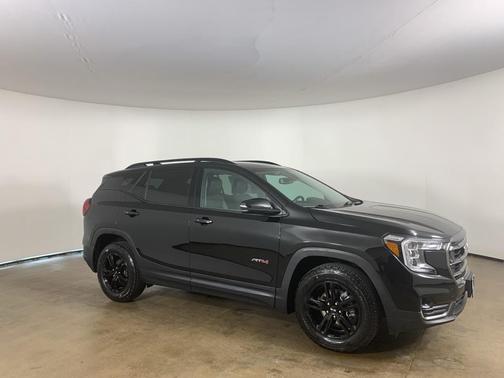 2022 GMC Terrain AWD AT4