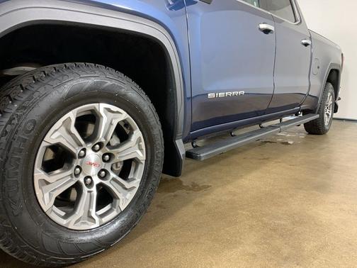 Pacific Blue Metallic 2022 GMC Sierra 1500 SLT