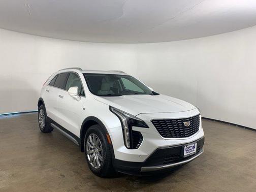 2020 Cadillac XT4 Premium Luxury