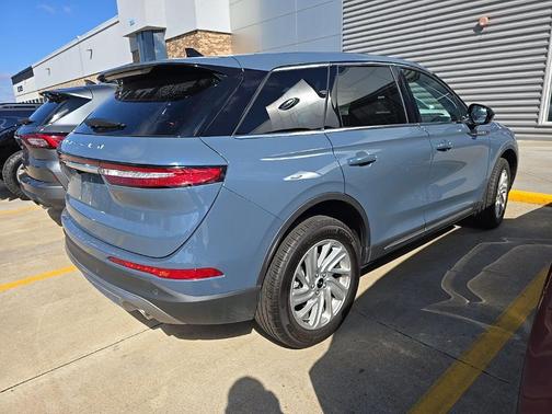 2024 Lincoln Corsair Premiere