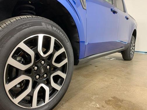 2023 Ford Maverick Lariat