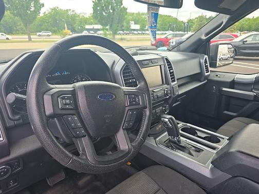OXFORD WHITE 2015 Ford F-150 XLT