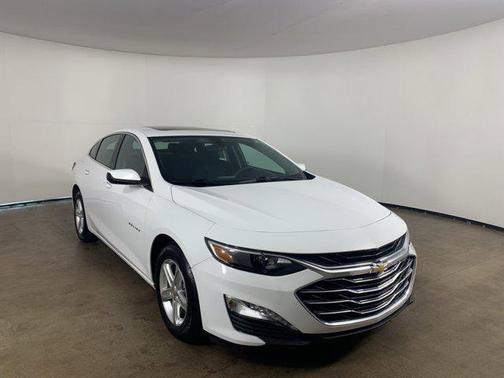 2022 Chevrolet Malibu FWD LT