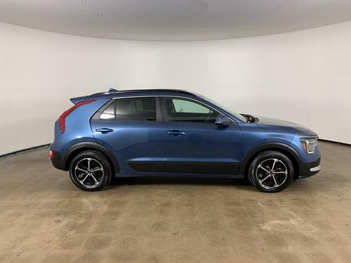 2023 Kia Niro Plug-In Hybrid EX