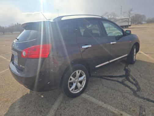 2011 Nissan Rogue SV