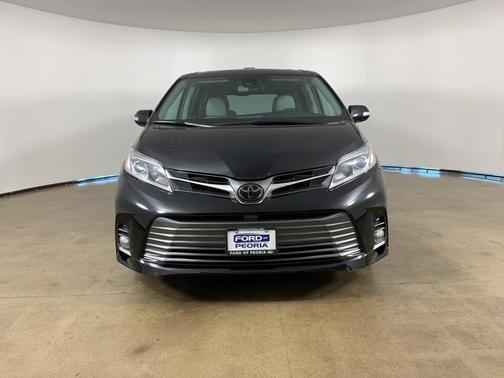 2020 Toyota Sienna Limited