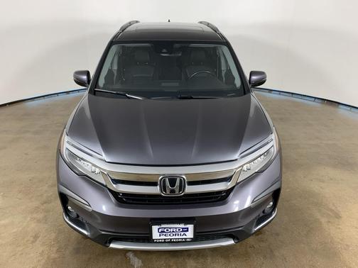 2022 Honda Pilot Touring 8-Passenger